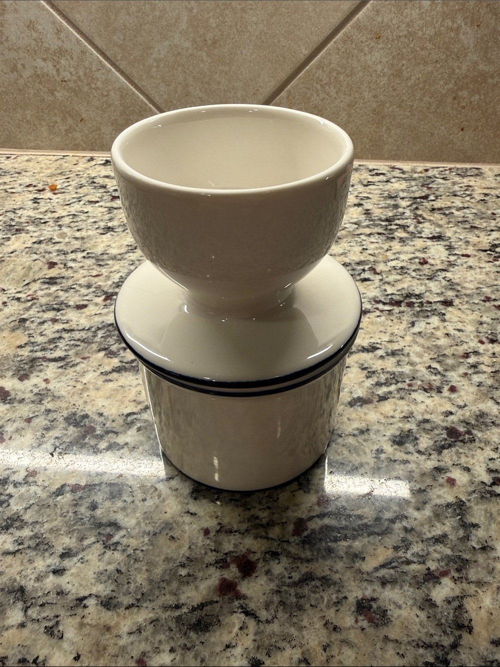 Butter Bell - The Original Butter Bell Crock by L Tremain - Picture 2 of 4